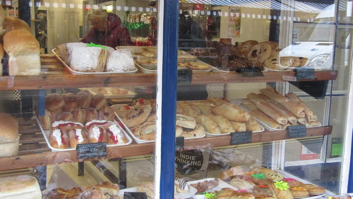 Mortimers – bakery in Chard town centre